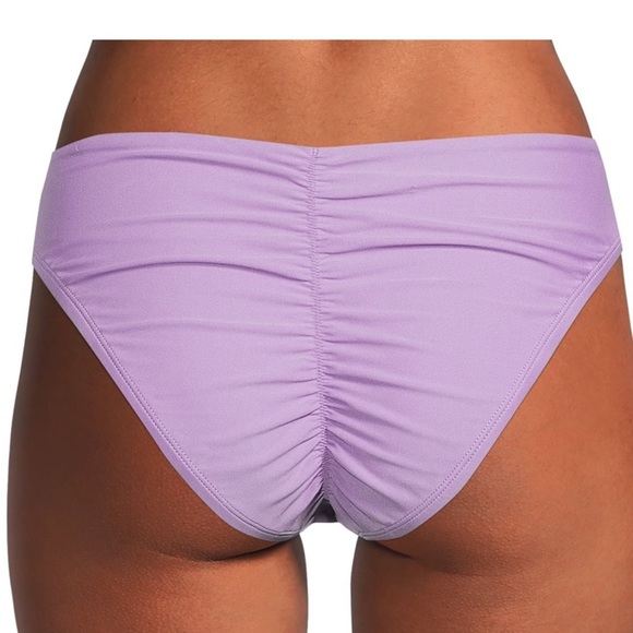 Swimsuit Top and Bottom - Picture 14 of 15